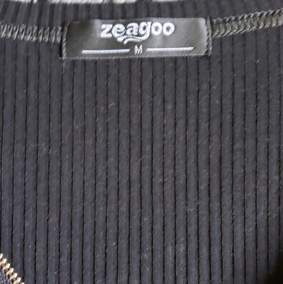 Zipper Dress (LBD with an edge) - Picture 4 of 5